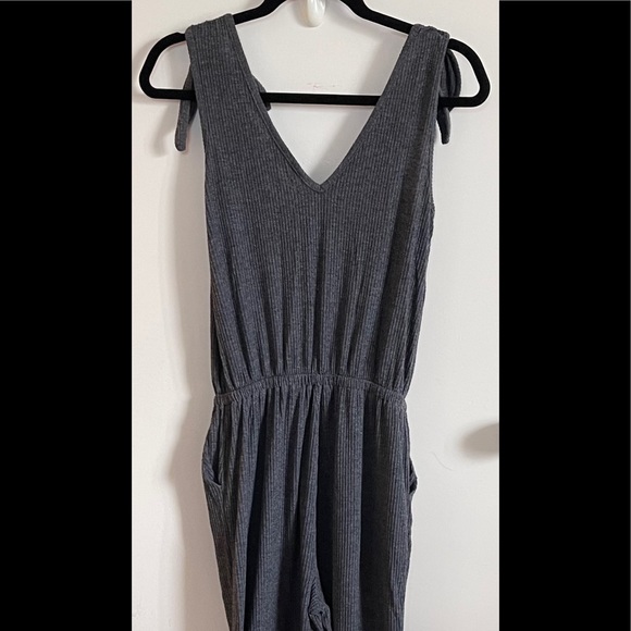 Lulus Pants - Lulus grey jumpsuit women’s small